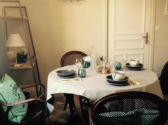 & De La Marine Loire 4*